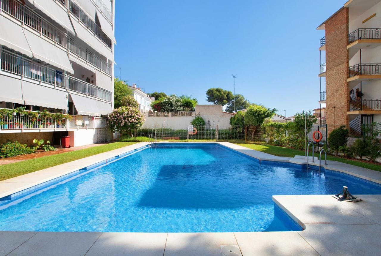 Apartamento Vista Marina ベナルマデナ エクステリア 写真
